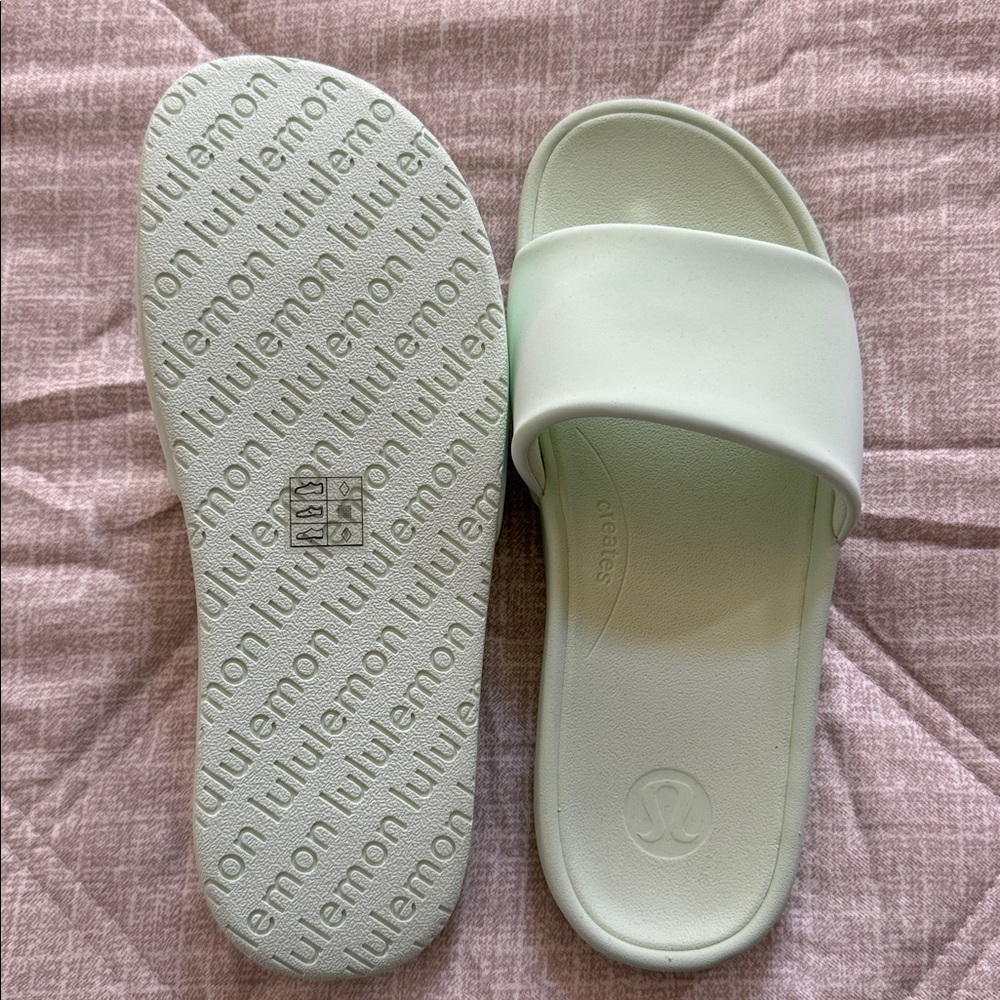 Lululemon Women Restfeel Slide - Picture 9 of 10